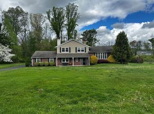 50 Shady Grove Cir, Doylestown, PA 18901