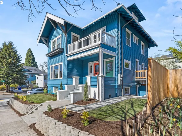 1705 SE Salmon St, Portland, OR 97214