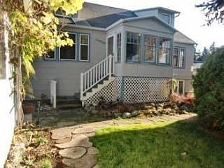 front, garage on left