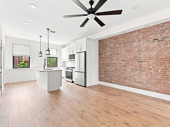 4th image of 155 Grand St Floor 2