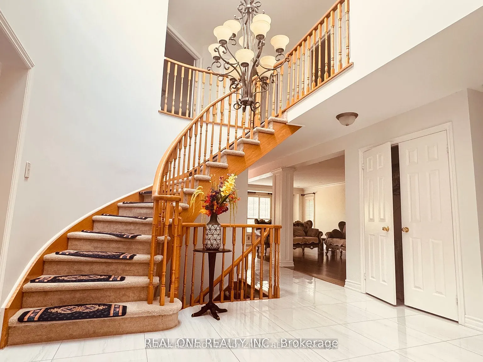 4 bed, $4,900 — Photo 2