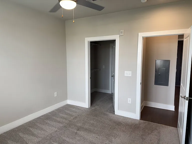 915 Glenwood Apartments on the Beltline — Photo 99