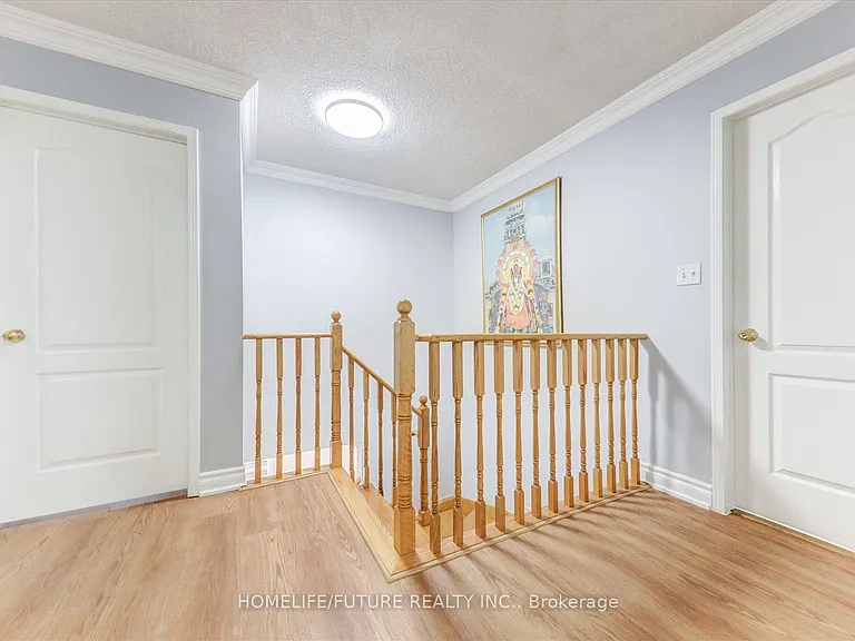 69 Heatherdale Dr #MAIN 2ND — Photo 18