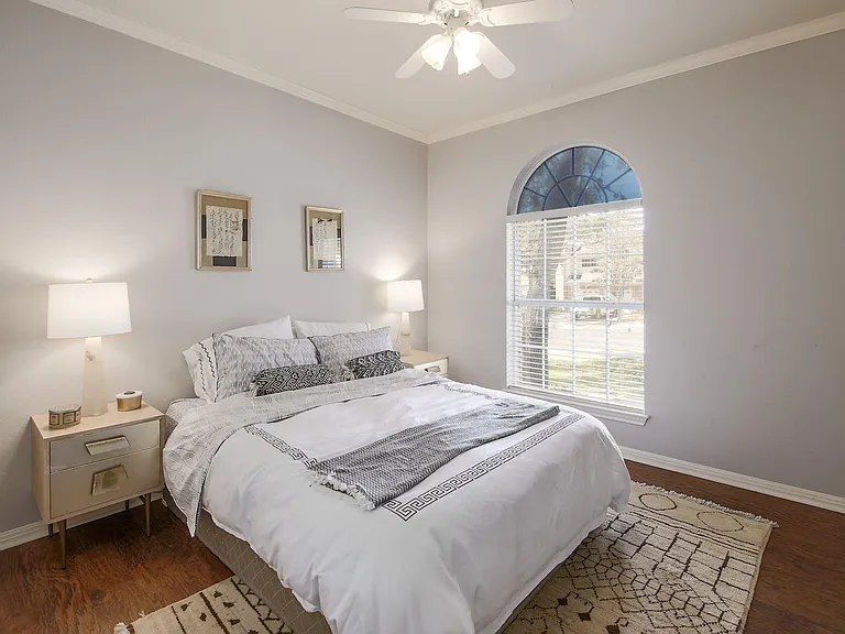 9935 Barbrook Dr — Photo 17