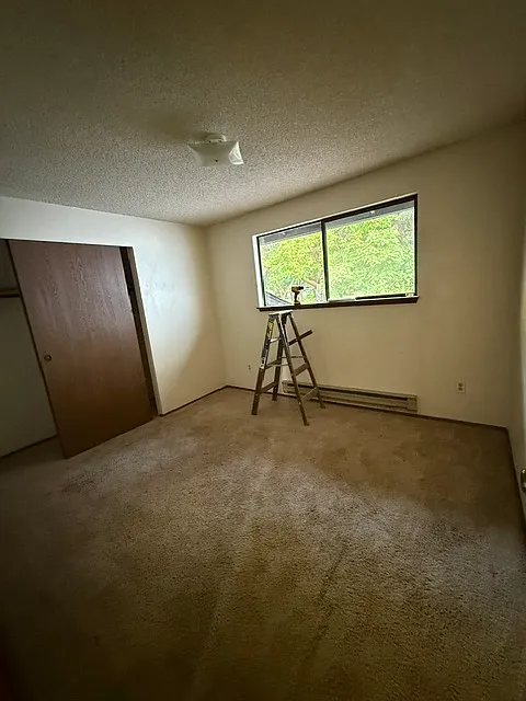 2 bed, 1000 sqft, $2,000 — Photo 2