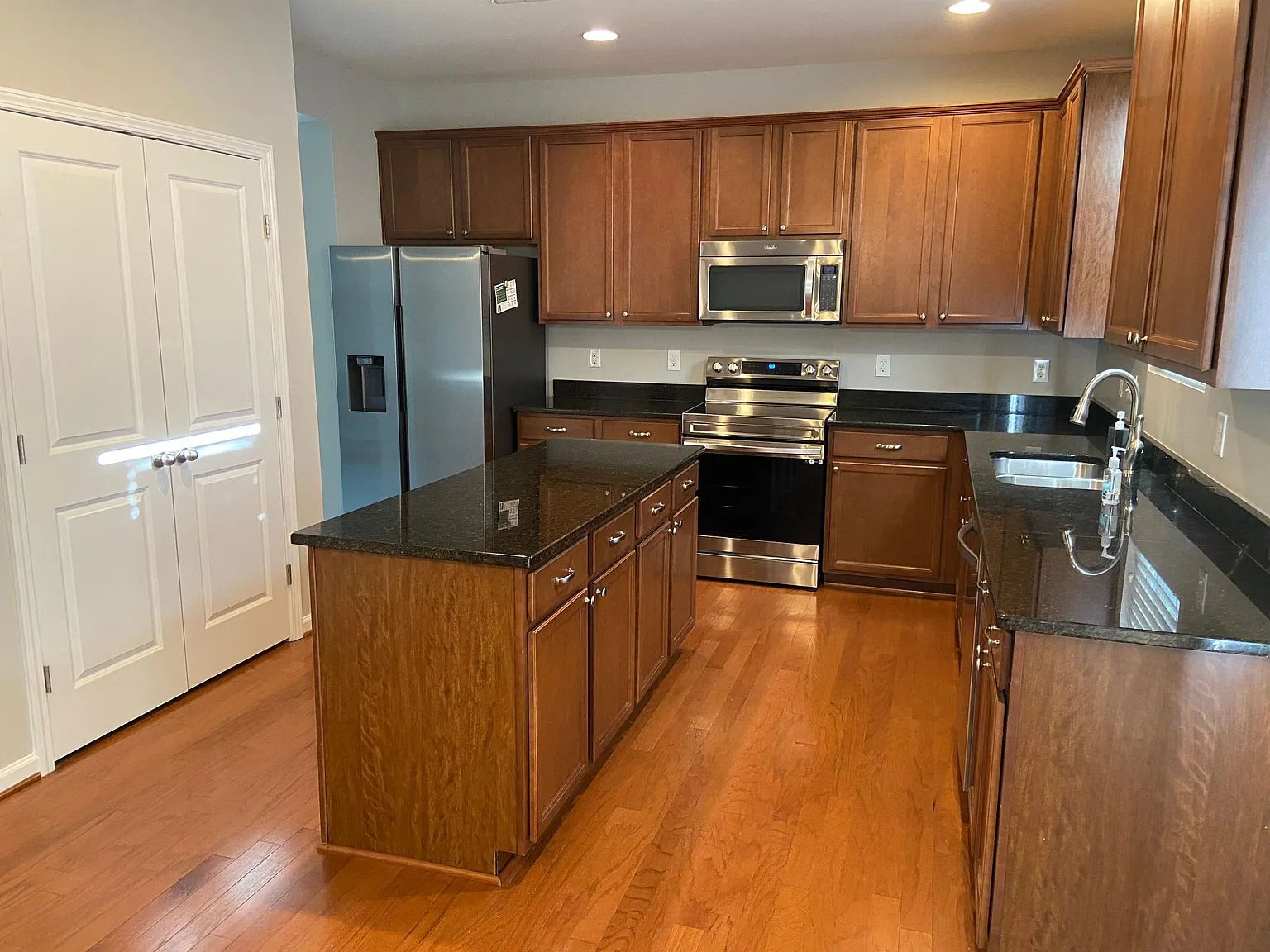 2022 Muddy Creek Ct — Photo 2