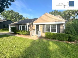 7533 High Dr, Prairie Village, KS 66208