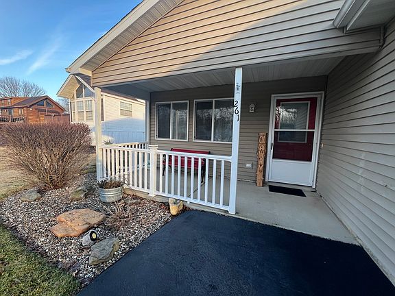 2nd image of 261 Fossil Bay Ct