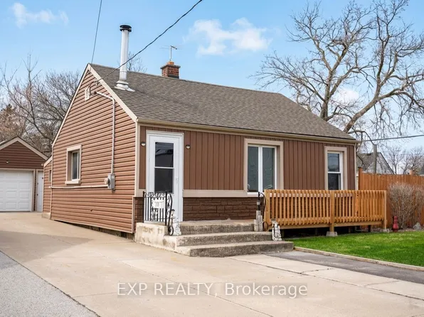 125 Grantham Ave S, Saint Catharines, ON L2P 3H3