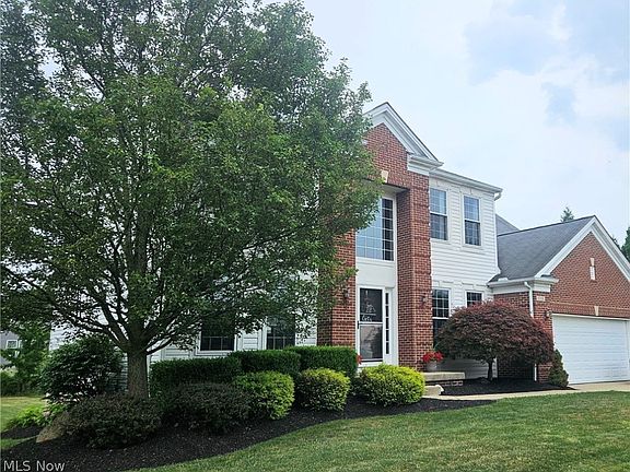 2nd image of 27151 Phoenix Way