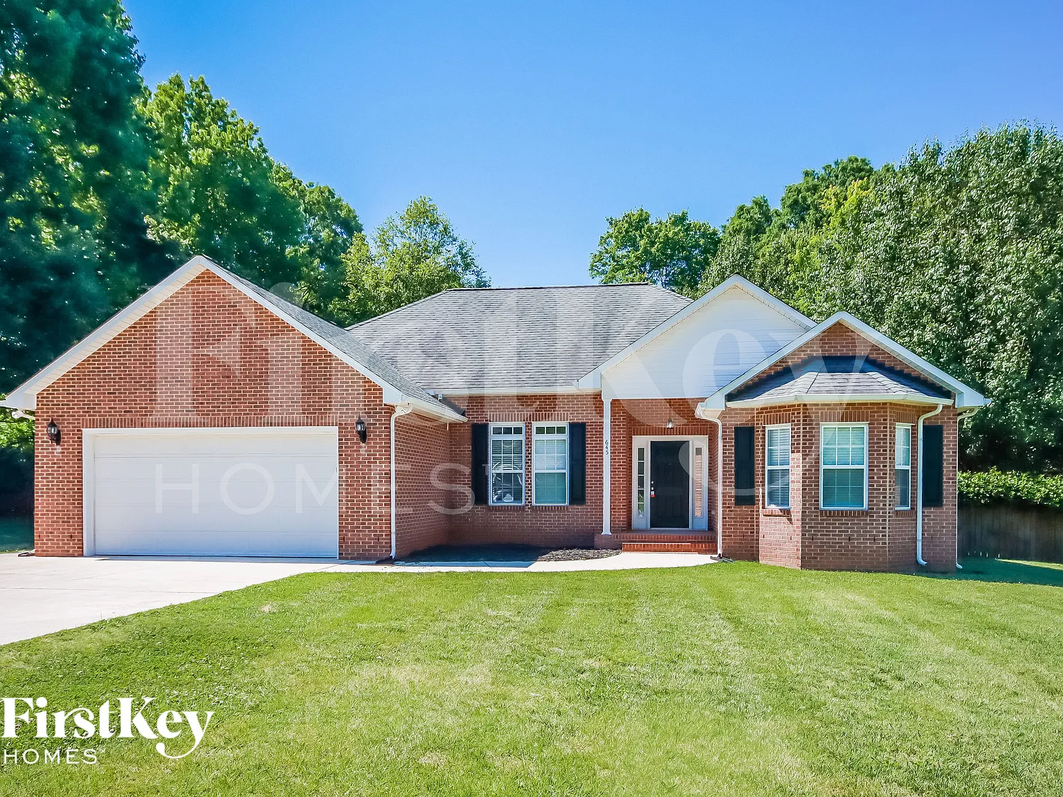 3 bed, 2.0 bath, 1830 sqft, $2,390 — Photo 3