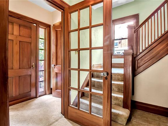 5th image of 437 Vanderbilt Ave