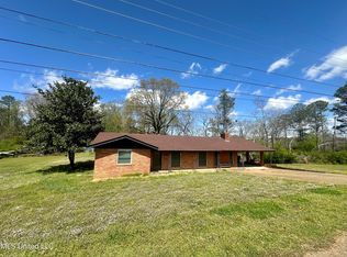 723 Enterprise Dr, Winona, MS 38967