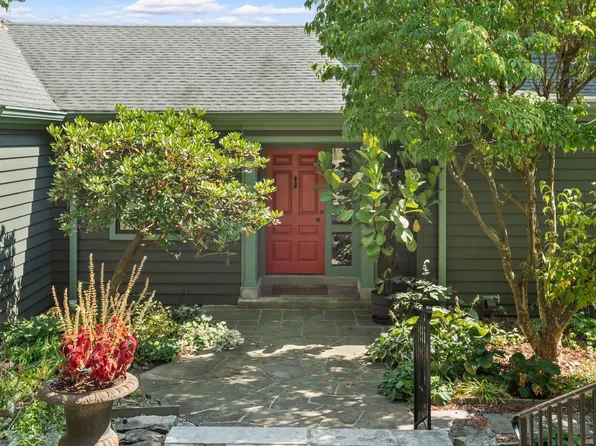 2128 State Route 711, Ligonier, PA 15658