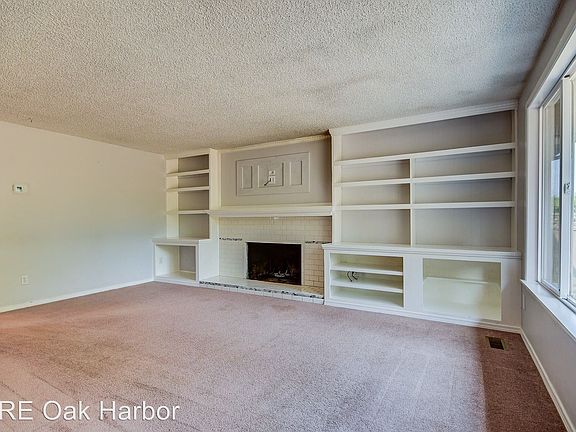 5th image of 1366 NE 5th Ave