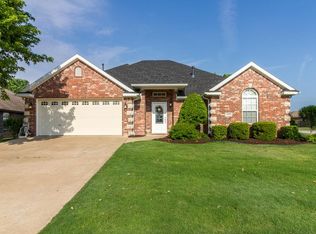 6108 S 39th Pl, Rogers, AR 72758