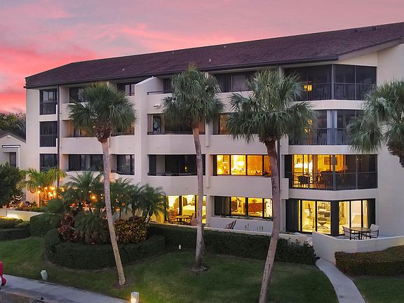 4th image of 1116 Marine Way #C1l