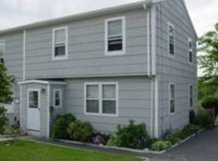 102 Goodwin St, Bridgeport, CT 06608