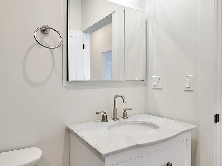 Orono Lofts — Photo 22