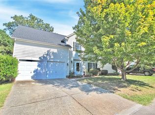 8928 Whistlers Chase Dr, Charlotte, NC 28269