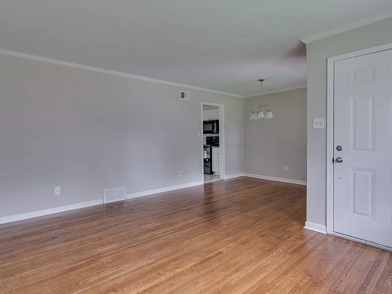 3507 Boeingshire Dr — Photo 5