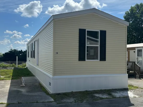 435 High Street #28, Groton, CT 06355