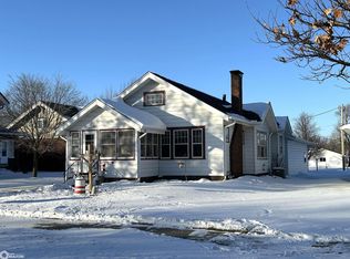 703 E Broadway St, Eagle Grove, IA 50533