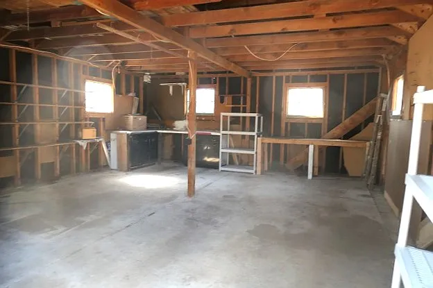 30452 Hilltop Dr — Photo 12