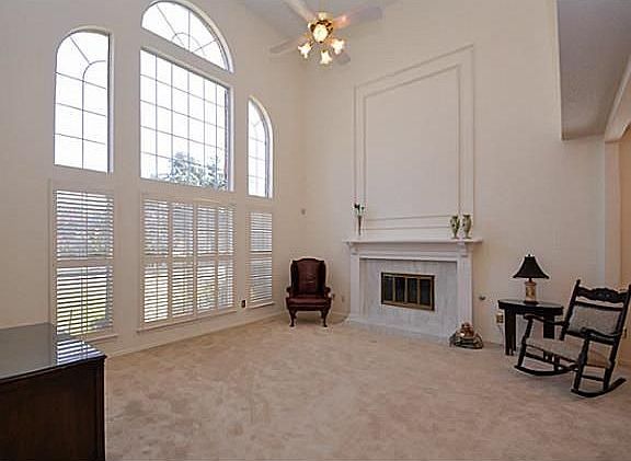 3rd image of 3516 Dartmouth Dr