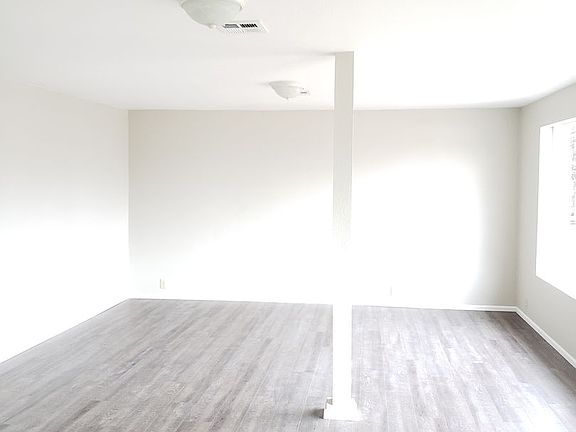 3rd image of 1610 N Baker Ave