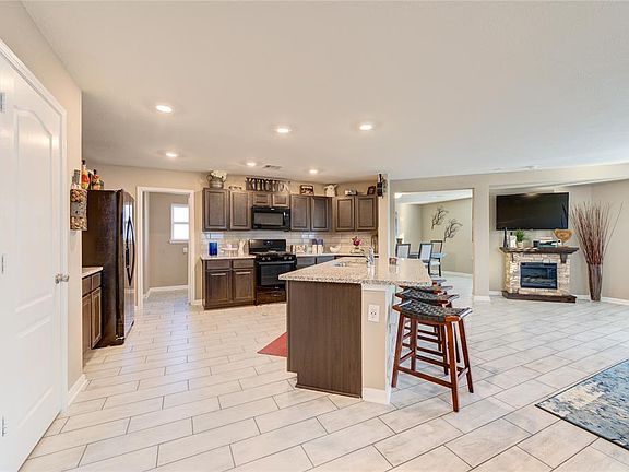 4th image of 20707 Westfield Grove Place