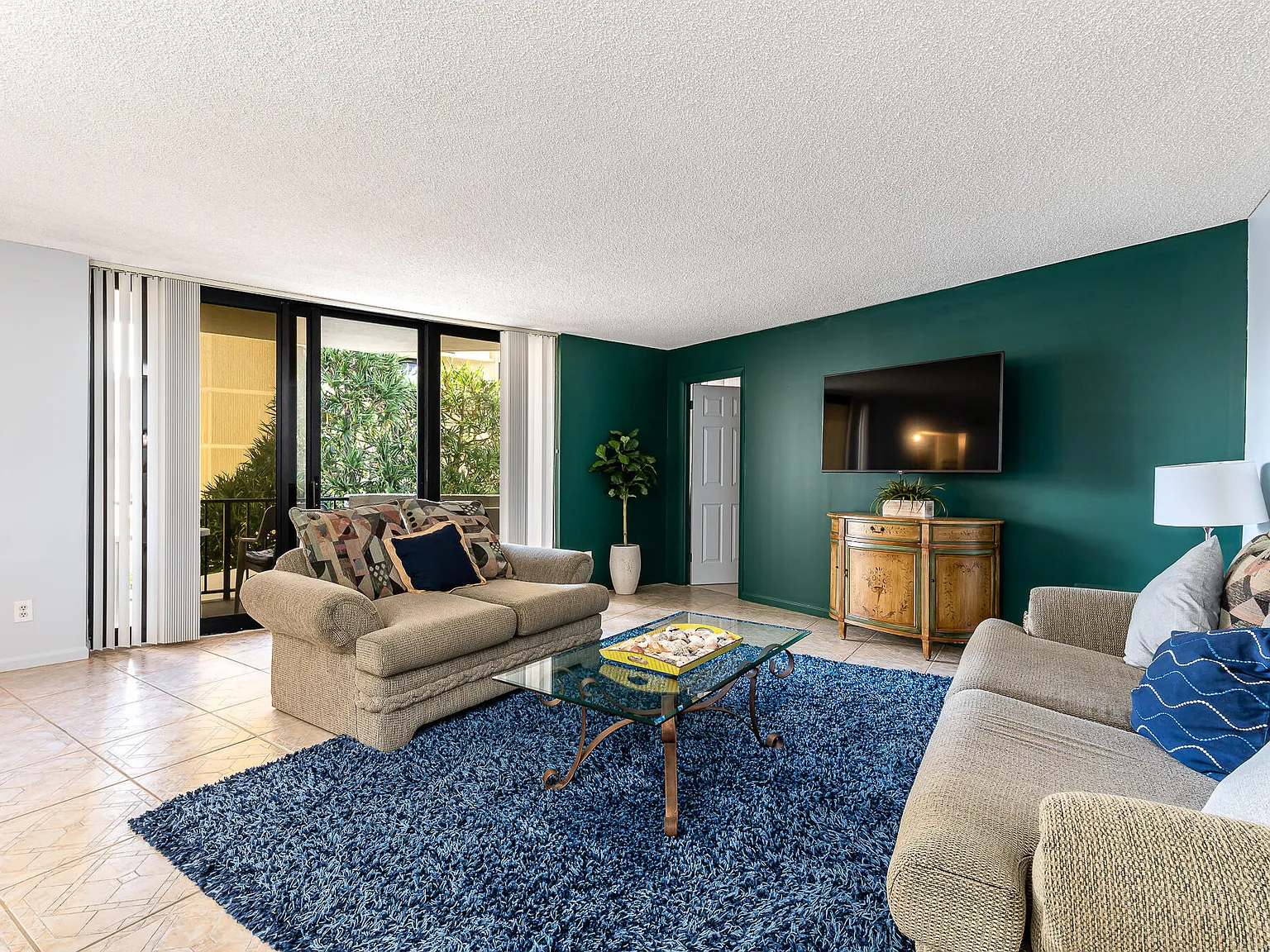 2 bed, 2.0 bath, 1219 sqft, $2,900 — Photo 3