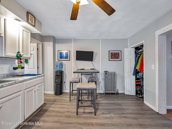 5th image of 2642-2644 Pittston Ave