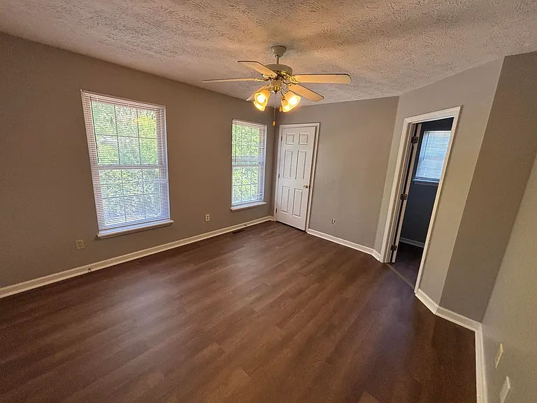 2740 Hayden Park Ln — Photo 7