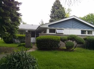 9427 Congress Park Ave, Brookfield, IL
