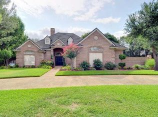 4111 Carnation Dr, Dalworthington Gardens, TX 76016