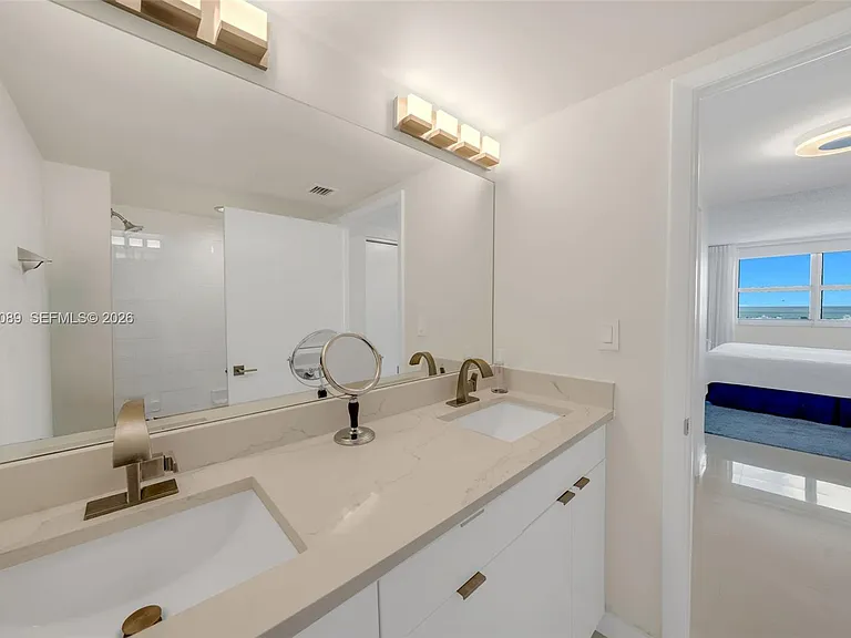 650 West Ave #1912 — Photo 13