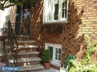 1009 Cross St, Philadelphia, PA