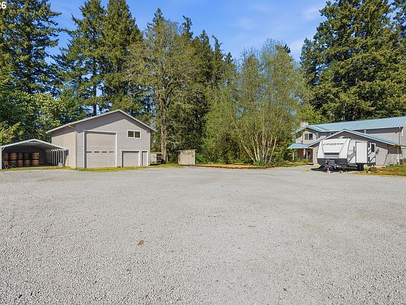 2nd image of 23032 NE Hagey Rd