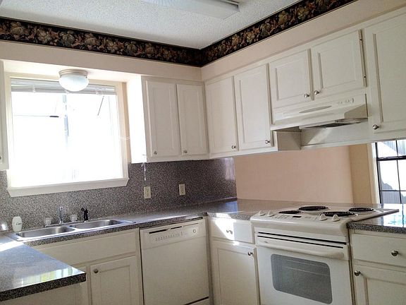 4th image of 5236 Cumberland Cove Dr