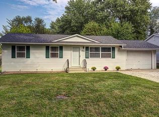 221 Cottage Hill Dr, O Fallon, IL 62269