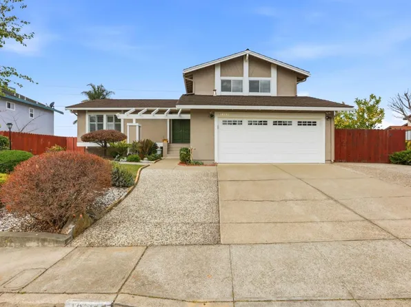 18737 W Cavendish Dr, Castro Valley, CA 94552