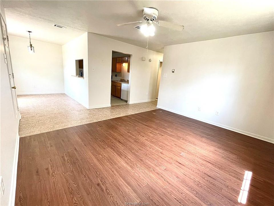 1st image of 704 Navarro Dr APT B