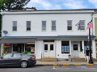 222-224 Warren St #1, Hudson, NY 12534