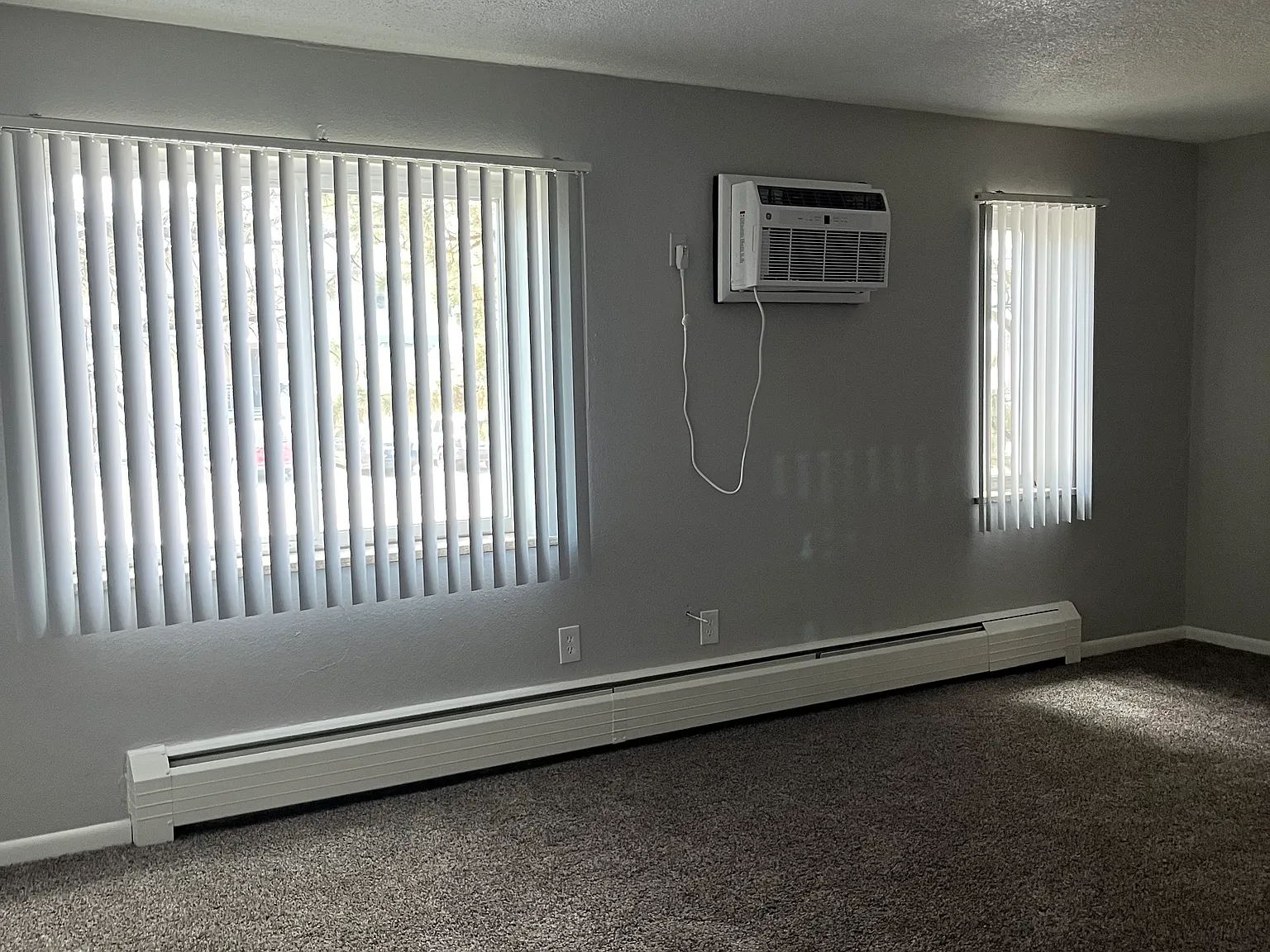 Westminster Park Plaza Apartment Homes 2780 — Photo 4
