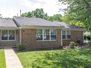 41 Honeysuckle Ln, Red Bank, NJ 07701