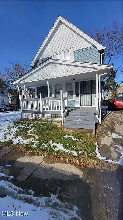 8205 Force Ave photo 1