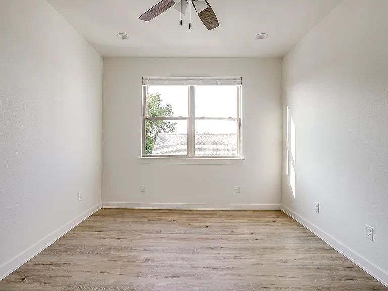 3108 Frazier Ave — Photo 31