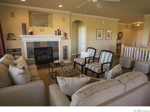 Beautiful Great Room: Entertainers Dream