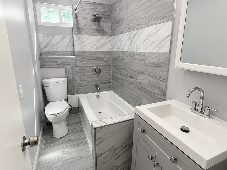 219 S Orchard St #2 — Photo 8